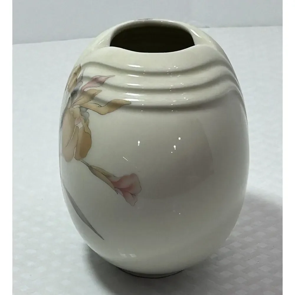 Art Deco Bud Vase 5” TOYO French‎ Orchid Floral Design Vintage 1980s
